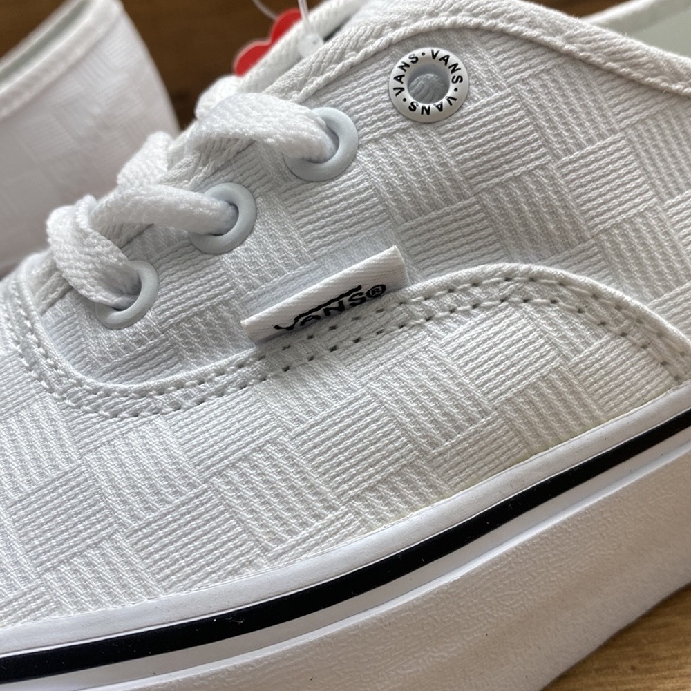 VANS AUTHENTIC PLATFORM BRAND NEW - Picture 6 of 7